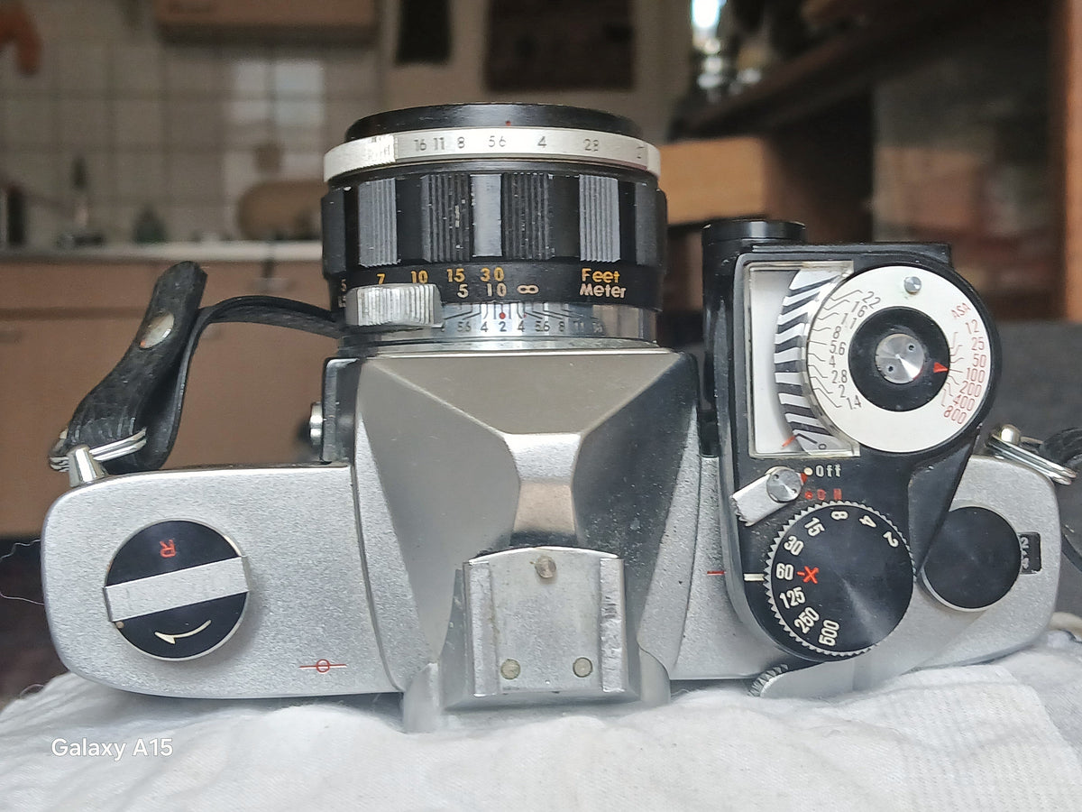 Yashica J-P 35mm SLR Camera met Yashinon 2/5cm – foto 2