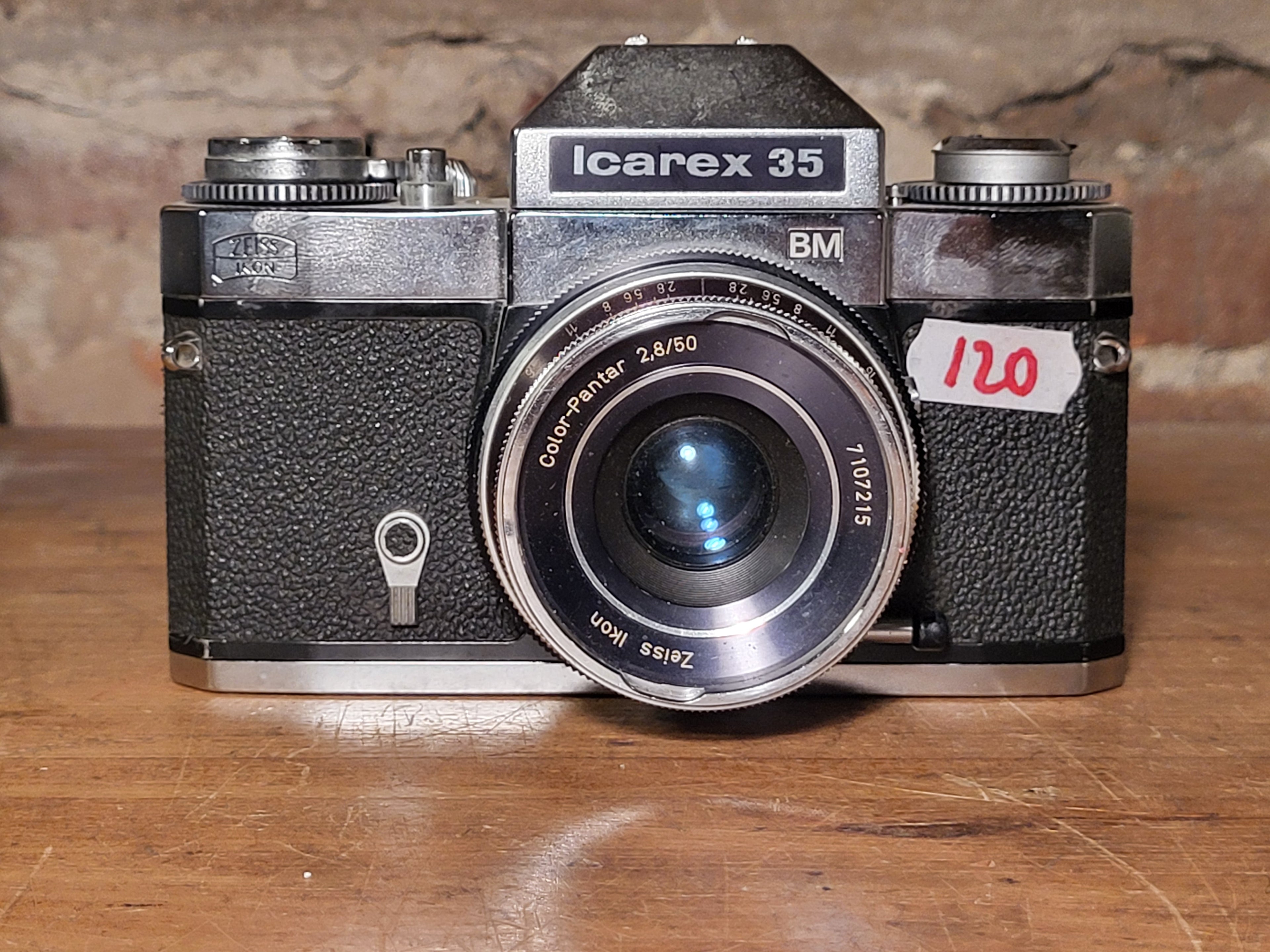 Zeiss Ikon Icarex 35 BM 35mm SLR met Color-Pantar 50mm f/2.8 – vintage analoge camera bij De Majum Rotterdam