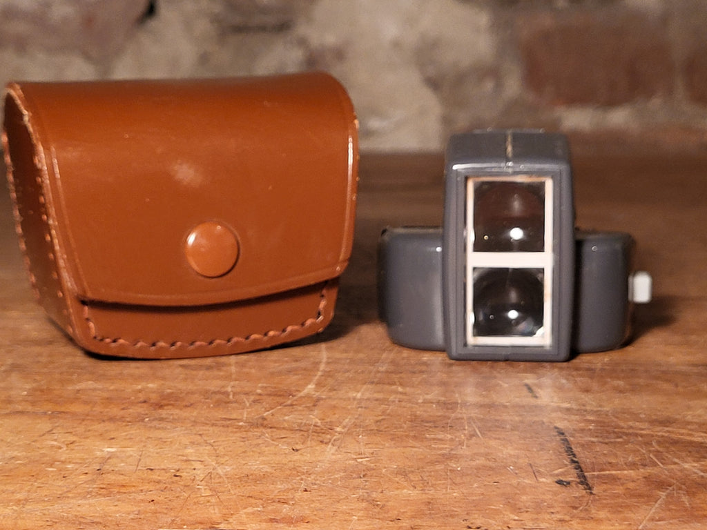 Watameter accessoire-afstandsmeter met leren etui.