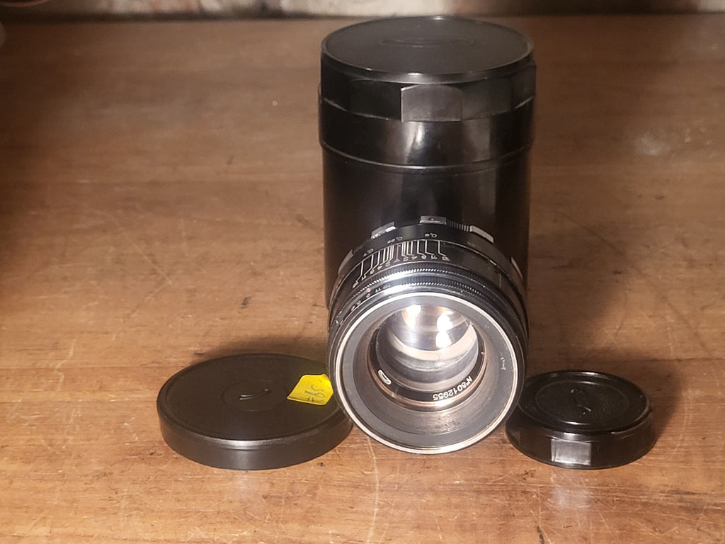 Helios-44 58mm f/2 lens M39 Soviet vintage portretlens met swirl bokeh – vintage analoge camera bij De Majum Rotterdam