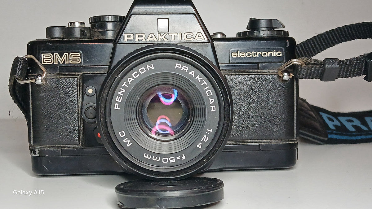 Praktica BMS Electronic + Pentacon Prakticar 50mm f/2.4