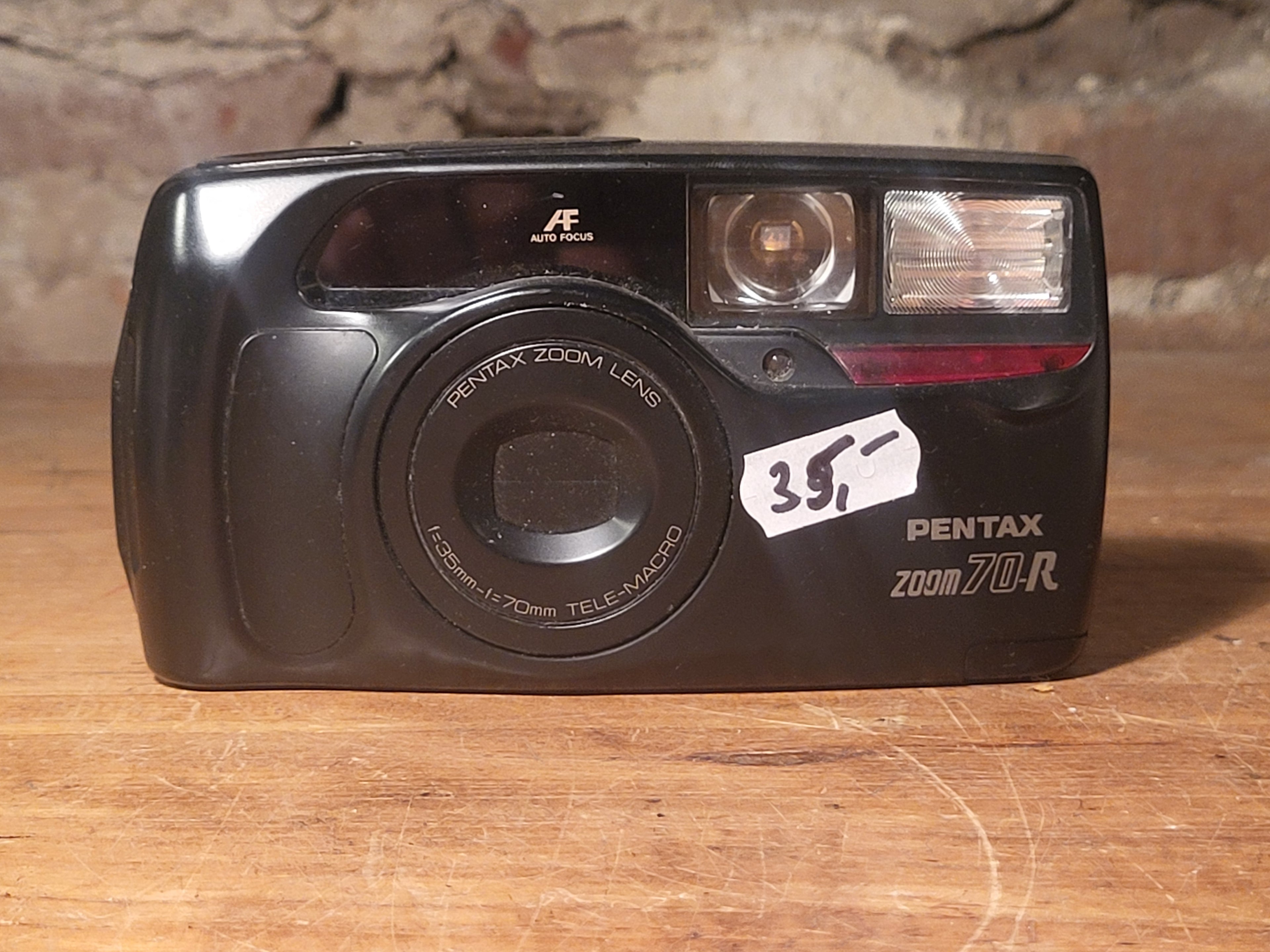 Pentax Zoom 70-R 35mm compactcamera – vintage analoge camera bij De Majum Rotterdam