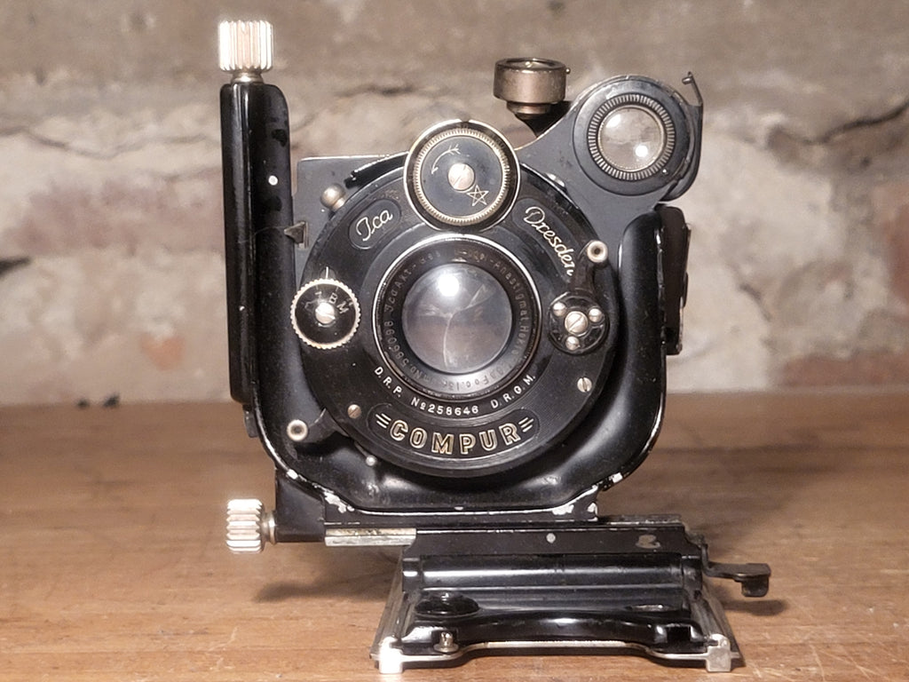 ICA Dresden Frontplaat met Compur Shutter en Doppel-Anastigmat Hekla lens