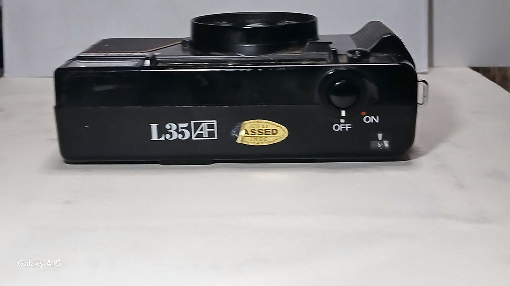 Nikon L35AF ASA 400 – Analoge Compactcamera met 35mm f/2.8 Lens – foto 2