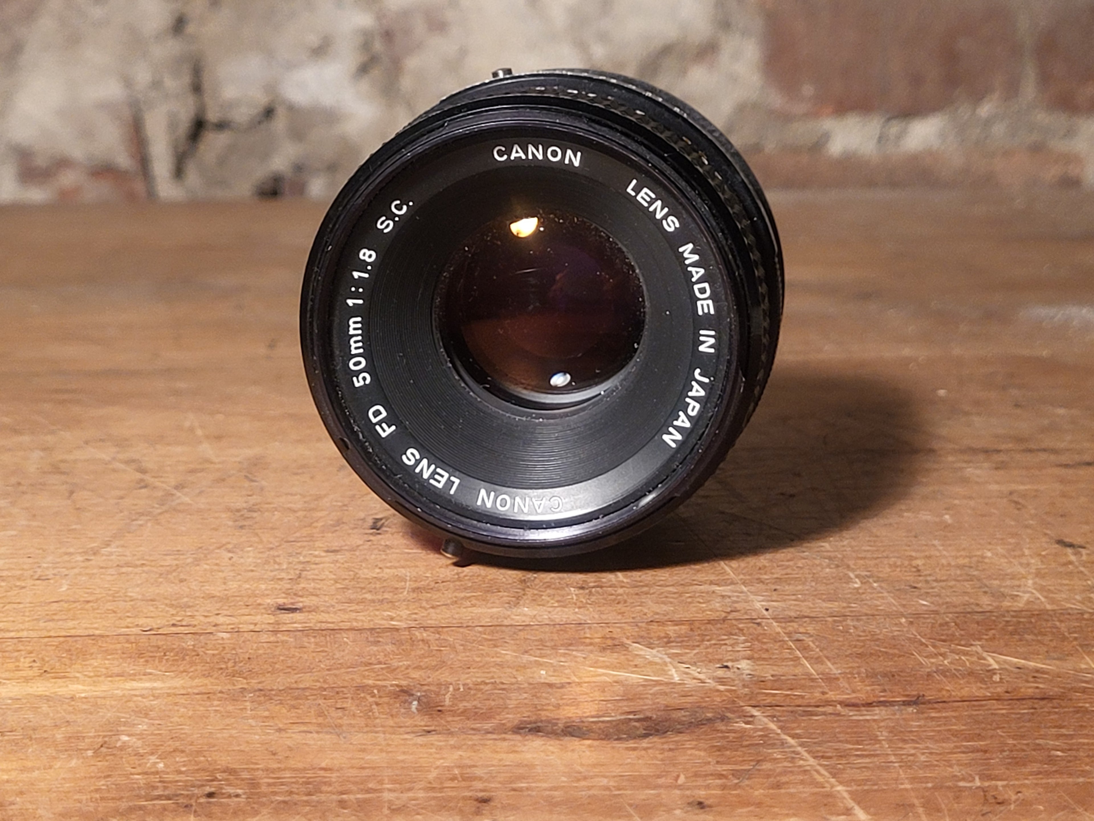 Canon FD 50mm f/1.8 S.C. standaardlens – vintage analoge camera bij De Majum Rotterdam