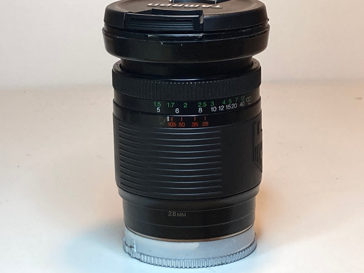 Sigma 50mm f/2.8 DG Macro-objectief, achterzijde en Canon EF-vatting
